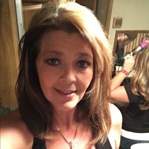Meet your Posher, Deanna